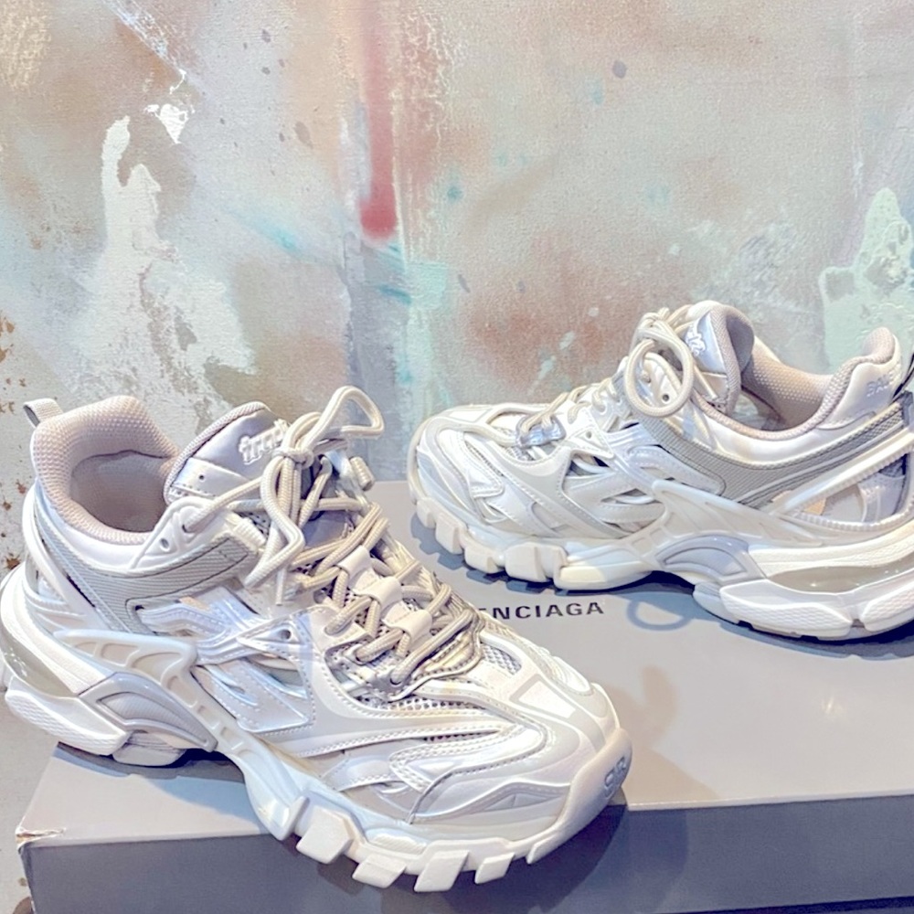Balenciaga sneakers great condition 🤩😍😍